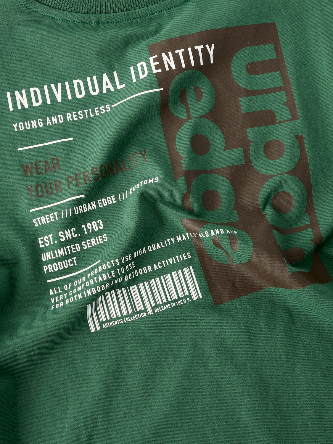 model_shot-front_full